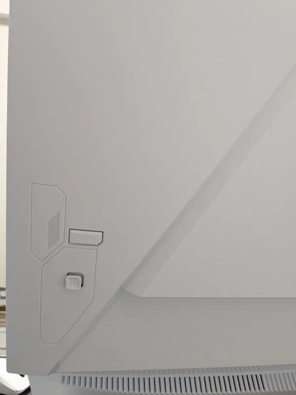 KVMスイッチとレバー