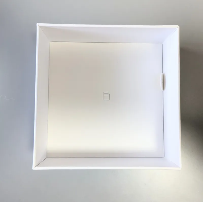 取扱説明書は上箱の裏